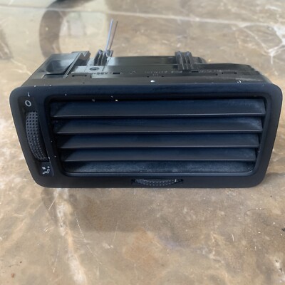 VW Jetta GLI 20th R32 GTI Right FlipUp Dash Air Vent MK4 1J1819710B R10 R 