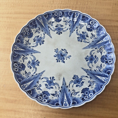 Delft Delftware Blue Lobed Dish scallop edge 1949