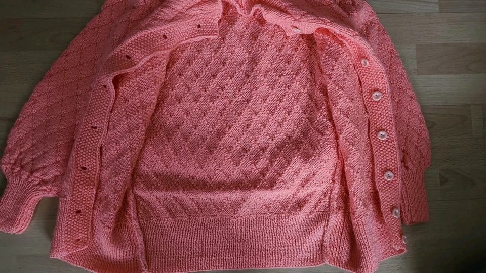 Strickjacke Handarbeit Handgestrickt 36 Einzelstück  - Bild 2 von 4