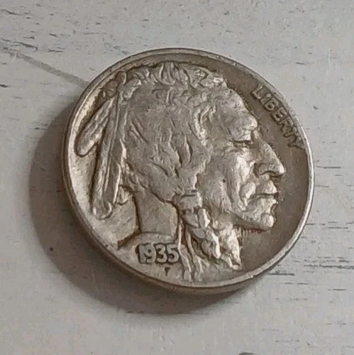 1935-P Buffalo Indian Head Nickel ~ Free Shipping! #1
