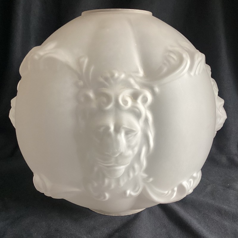 Vintage Antique Frosted Glass Globe Oil GWTW Puffy Figural LIONS Lamp Shade