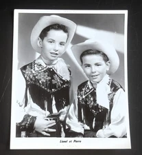 1960s - Lionel et Pierre - Quebec Pop Rock Groupe - Original 8" x 10" Photo