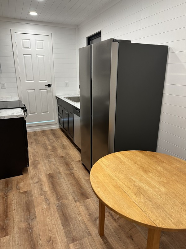 Shipping Container Home, Tiny home, ABnB Rental, All Appliances Included, - thumbnail 6