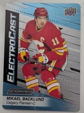 2023-24 Upper Deck Engrained ElectroCast Mikael Backlund #EC-7 Calgary Flames