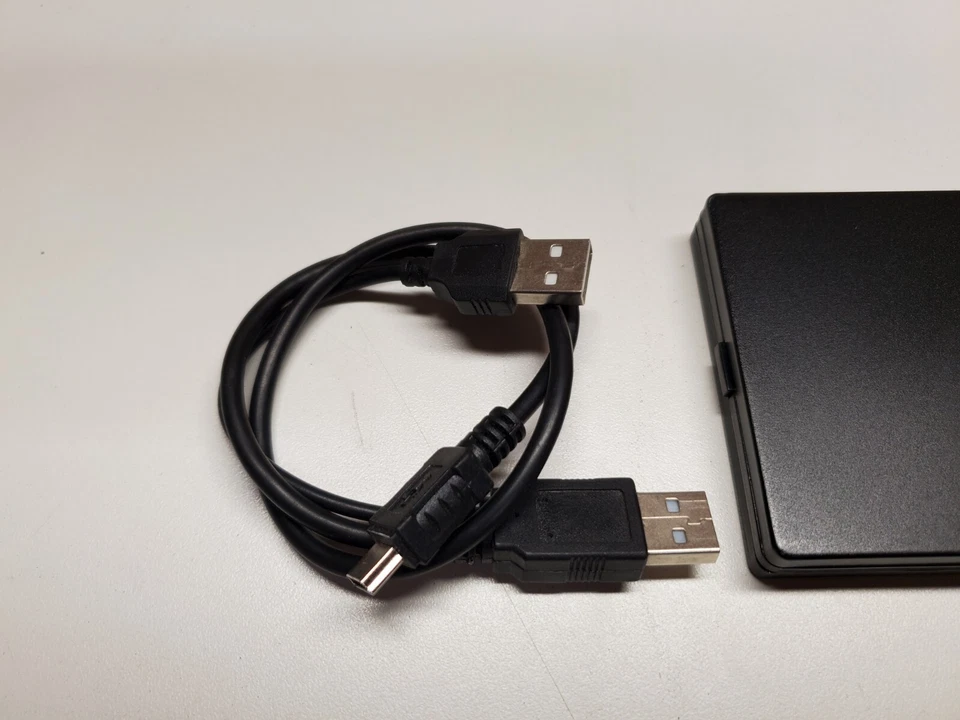 Portable External 160 GB 2.5" Hard Disk Drive Aluminum USB 2.0 For PC, Mac - Image 3 of 4