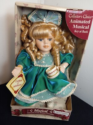 collectors choice porcelain doll green dress Animated Musical Pomp & Circumstances/112 Luxury Formals-Ready to Wear