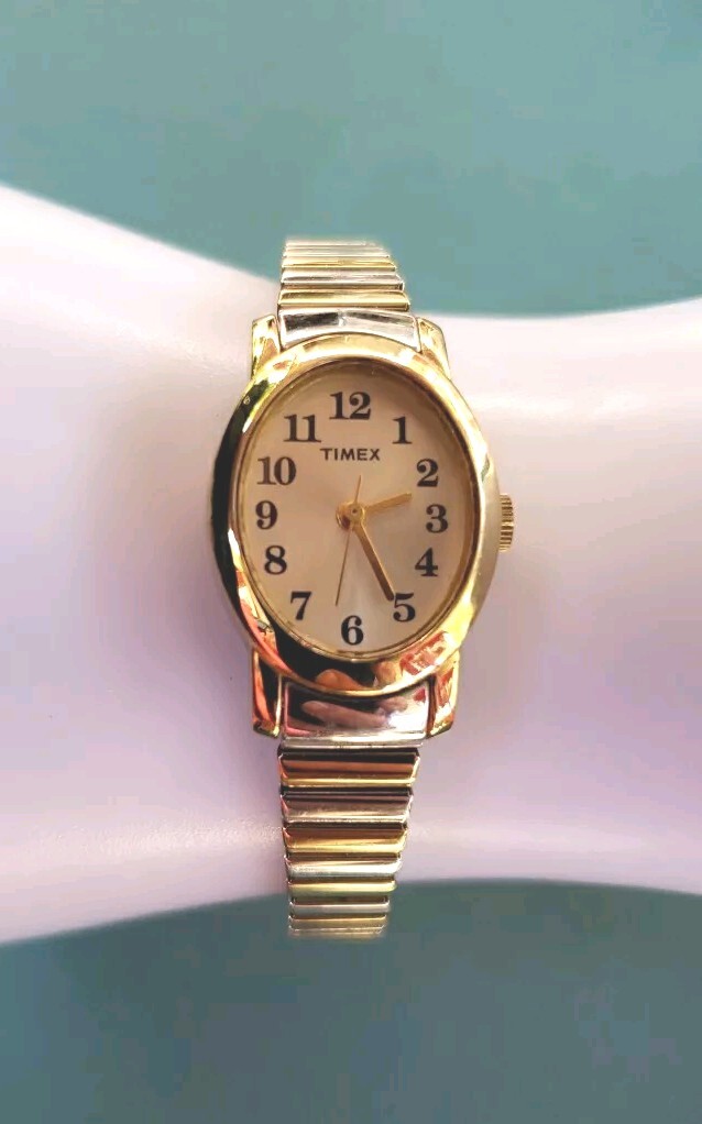 Ladies Timex SR521SW Cell Quartz Watch Gold Plated Tone Stretch