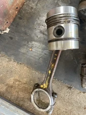 Perkins AD3.152 piston and rod
