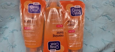 Clean & Clear Morning Burst Oil-Free Facial Scrub For All Skin Types, 5 Fl. Oz. 