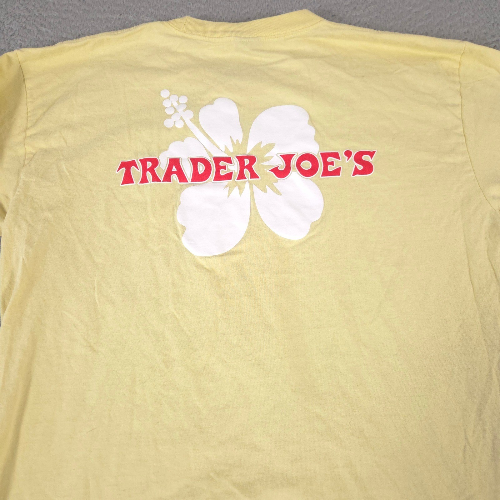 Trader Joes Shirt Mens XL Yellow Hibiscus Flower Long Sleeve Cotton Graphic Tee