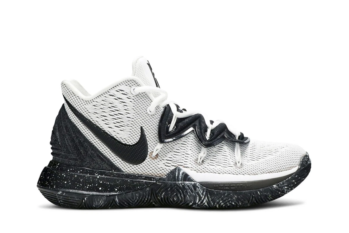 Nike Kyrie 5LOW ホワイト/ブラック NIKE KYRIE LOW 5 TB WHITE-BLACK-WHITE SZ 13 [DO9617-100] | eBay