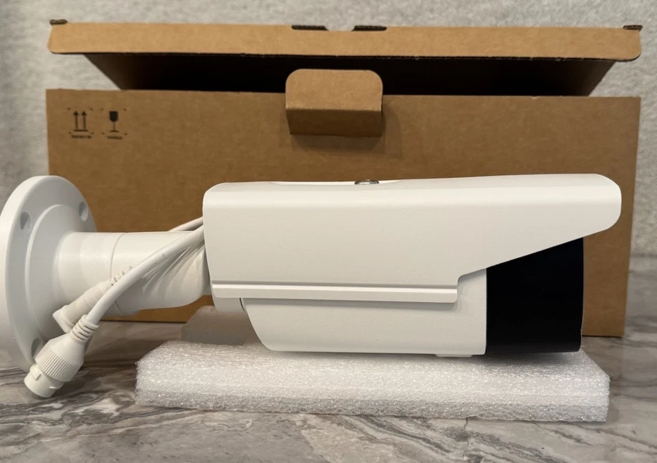 6MP Outdoor Bullet IP Camera 2.8mm Lens (GNC326G2-XB-2-8) - Image 2 of 4