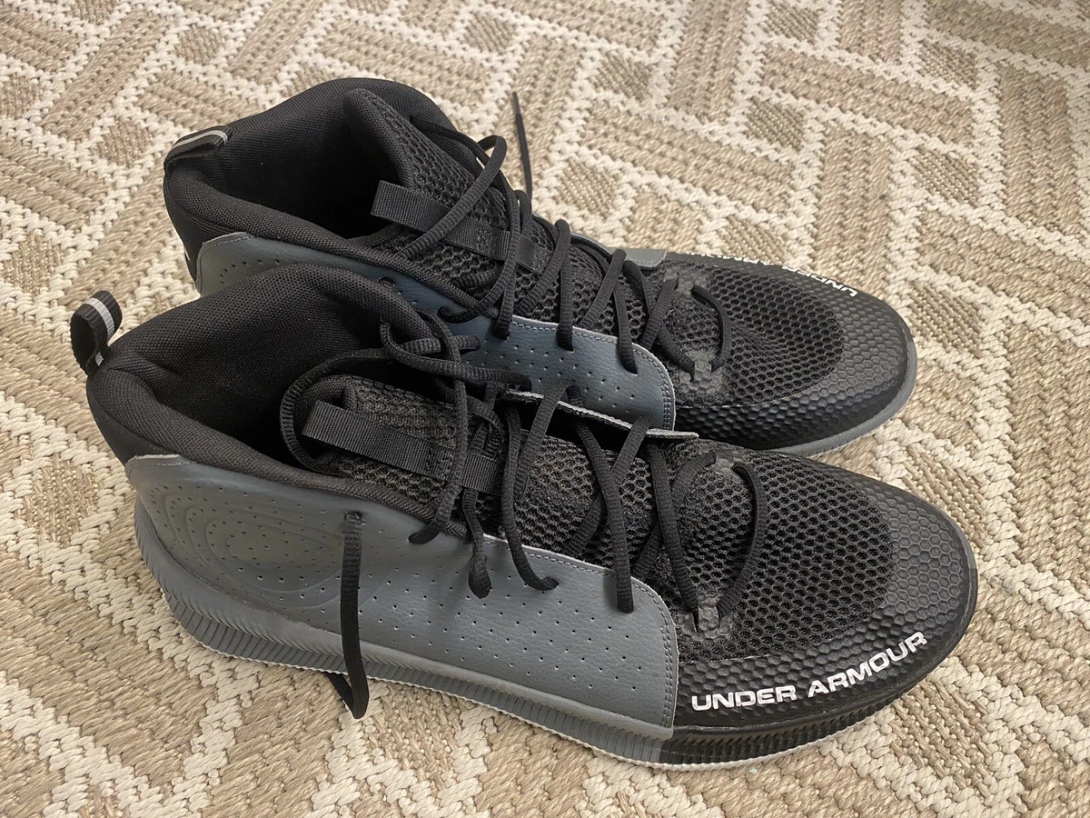 Men's under armour best sale jet basketball shoes