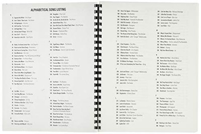 The Ultimate Rock Guitar Fake Book: 200 Songs Authen...