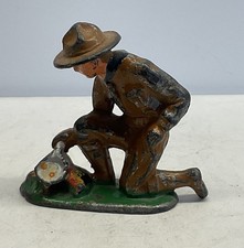 Barclay B-185 Boy Scout over Campfire Cooking Breakfast Cast Lead Figurine RARE