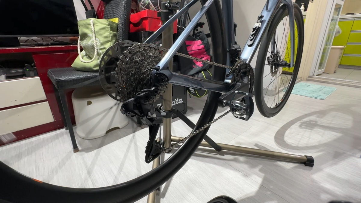 パーツ SHIMANO R8100 11-30T Shimano Ultegra R8100 Di2 Groupset (Black) (2 x 12 Speed