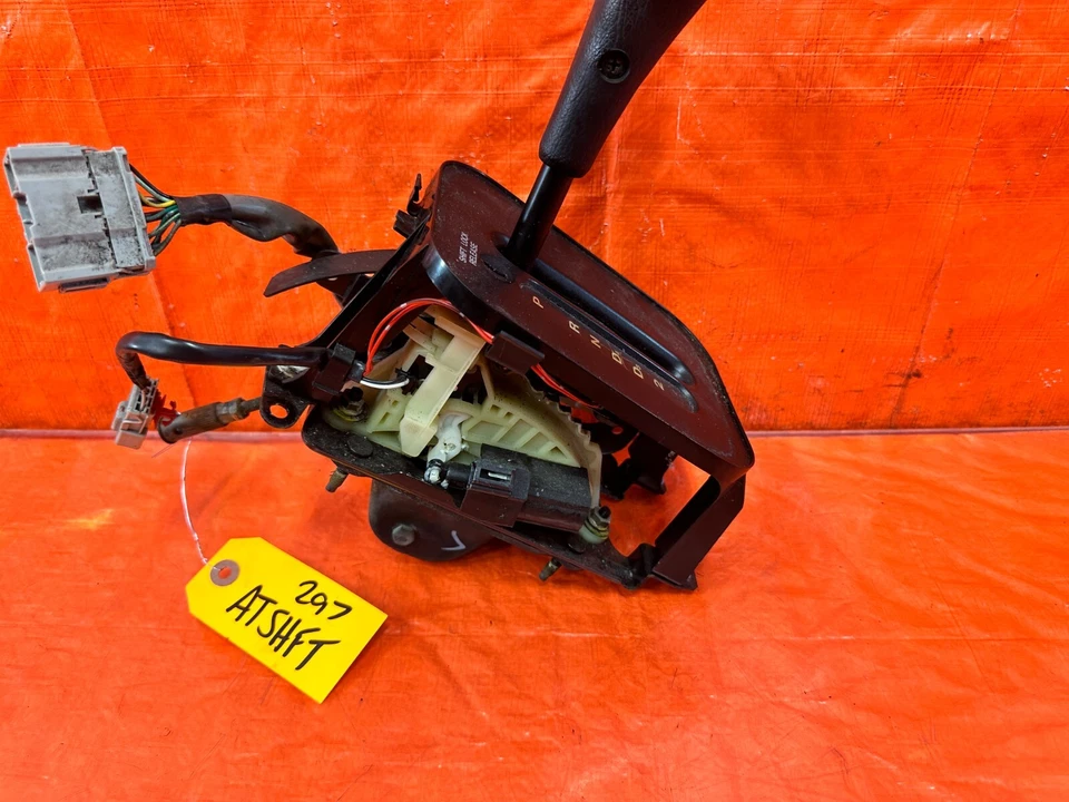 96-00 HONDA CIVIC - SELECTOR AUTOMÁTICO DE CAMBIOS - FABRICANTE DE EQUIPOS ORIGINALES OE #297 Foto 3 de 4