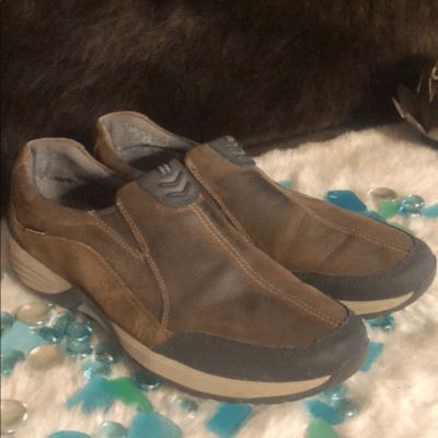 Clarks shoes 10.5 (3213)