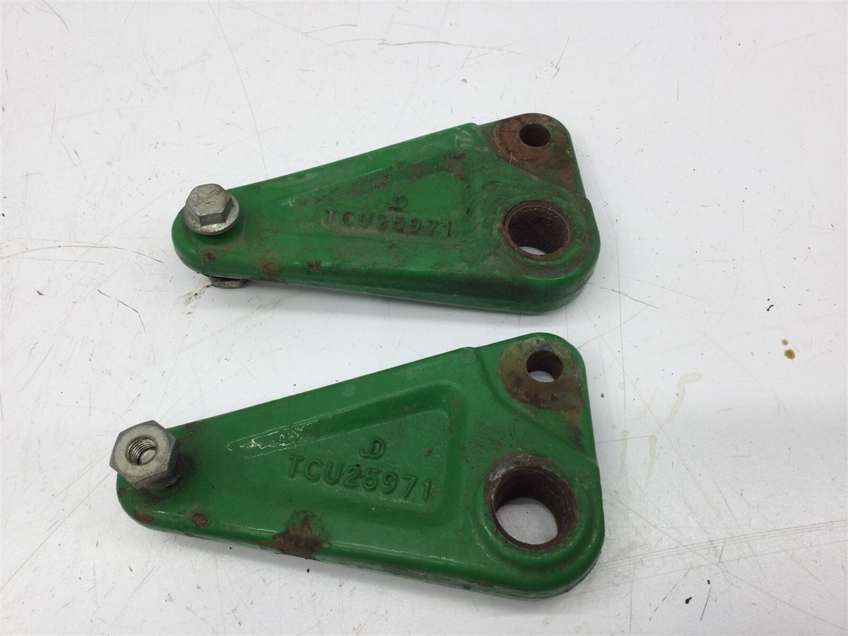 JOHN DEERE LIFT PIVOT PAIR TCA24945 Z520A Z710A Z720A Z820A
