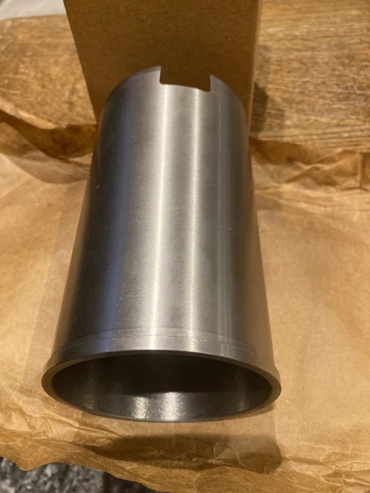 LAND ROVER  /  JAGUAR 2.0 AJ 200 Diesel Ingenium Engine , Engine Liner  . - Image 3 of 4