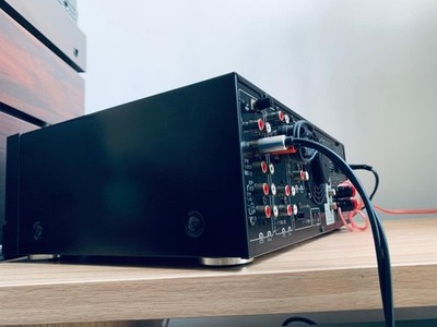 Super quality Technics SU-X850 Stereo audio power amplifier HiFi