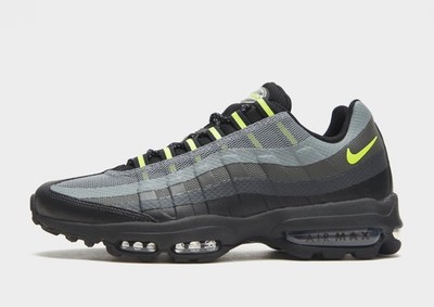 Original Nike Air Max 95 Ultra  ( Herren Größe: UK 8 EUR 42,5 ) Schwarz / Volt