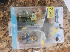 Roblox DevSeries Shark Bite 2 Shark Cage Figure Set W/Exclusive Virtual Code NIB