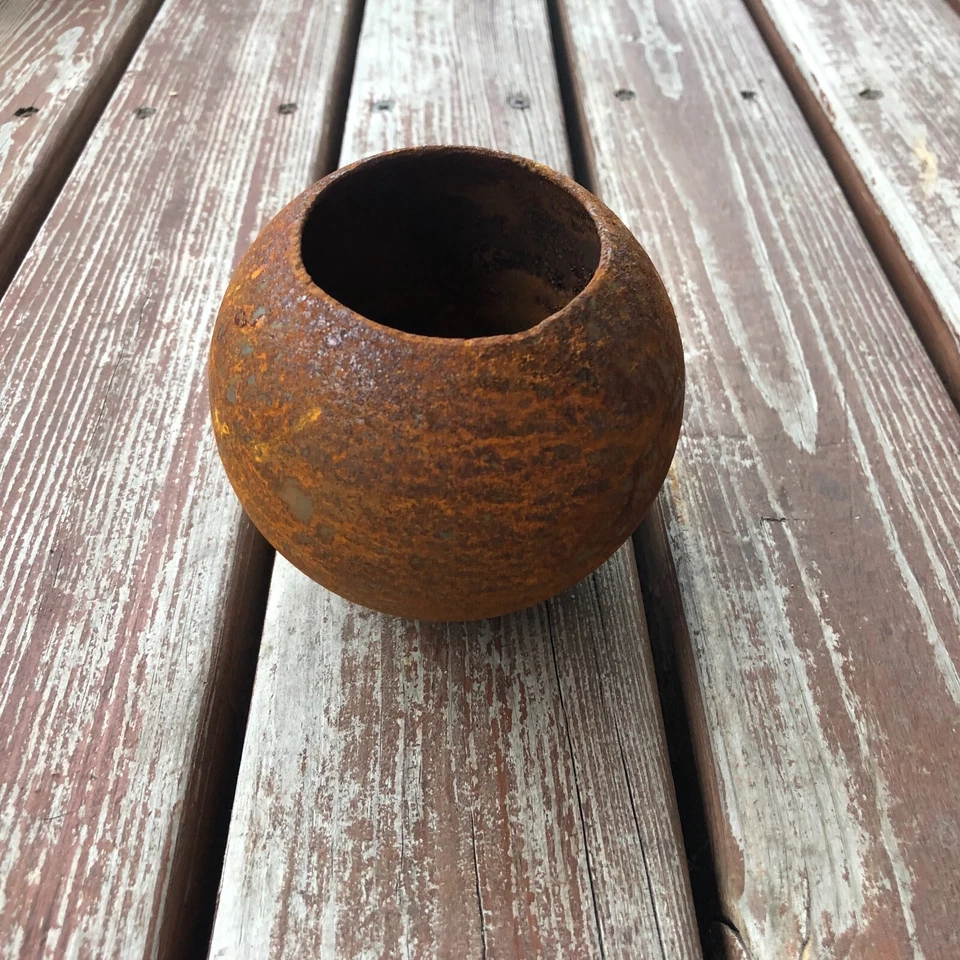 Pote suculento de ferro rústico 4", decoração de jardim rústico, arte de metal - Imagem 2 de 4