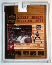 1997 Upper Deck Diamond Vision Michael Jordan Highlight Reel #4 Taking the Fifth