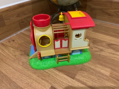 Sylvanian families beautiful fairground nursery train immaculate cond  