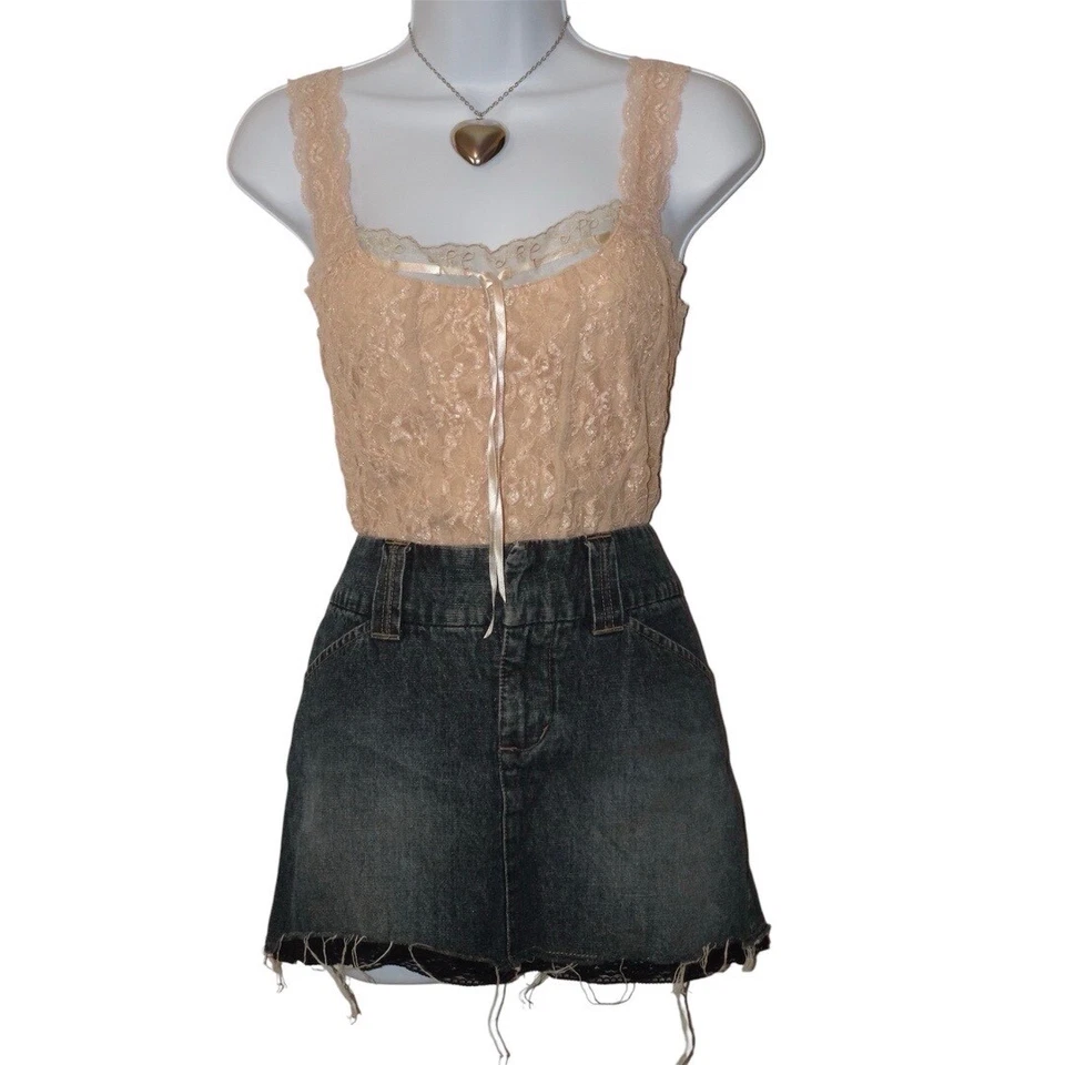 Camiseta sin mangas Y2K bustier de encaje vintage inspirada en Ann Ferriday coqueta de hadas Foto 3 de 4