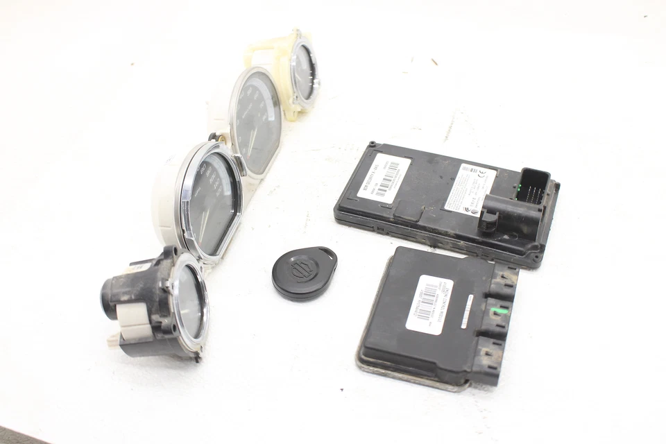 2014-2016 Harley Davidson Touring 2017 Softail ECU & BCM - Image 3 of 4