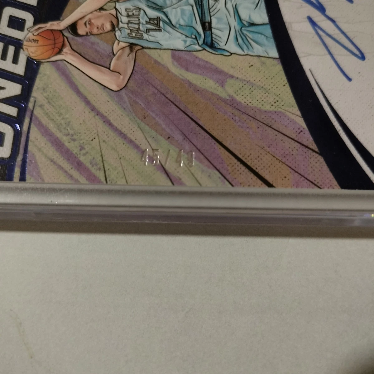 2024-25 Panini One and One Zach Edey RC The Oneders Blue Auto /49