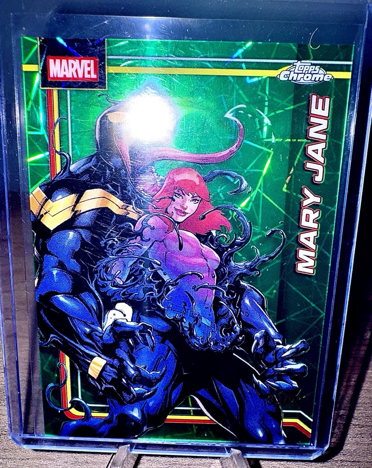 2026 Topps Chrome Marvel Mary Jane #136 Hulk Green Lazer 82/99 Venom
