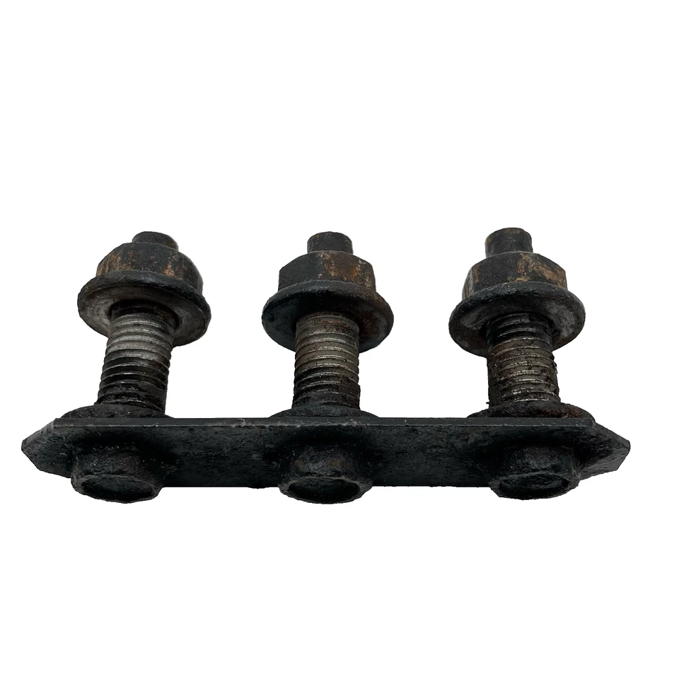 Ford F250 2005-2024 4x4 barra de oruga soporte tuerca perno soporte 3 pernos 1 soporte Foto 2 de 4