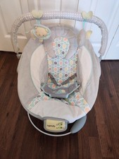 Ingenuity Baby Bouncer Chair with Soothing Vibrating Seat and 8 Melodies