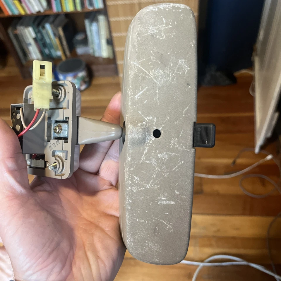 Lente de luz domo espejo retrovisor Toyota Van Wagon 1984-1986 +++ OEM 1985 Foto 4 de 4