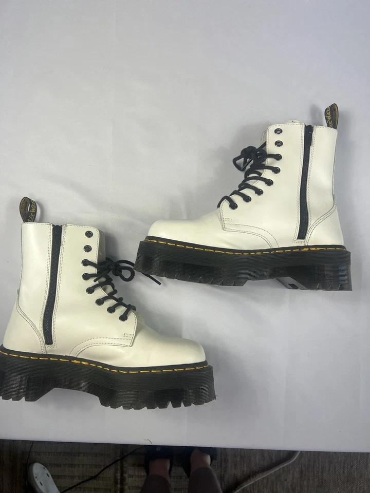 Dr. Doc Martens Jadon Womens Size 7 Platform Leather Combat Boots White Black - Image 4 of 4