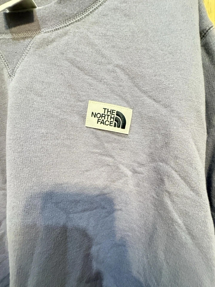 Sudadera deportiva púrpura talla 3X THE NORTH FACE Heritage Patch Crew para mujer Foto 4 de 4