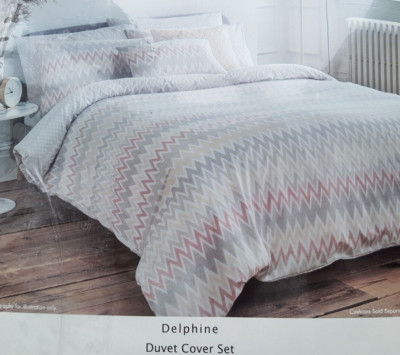 BRANDNEU VERSIEGELT Samantha Faiers, SUPER KING/S SIZE Delphine Multi, Bettwäscheset