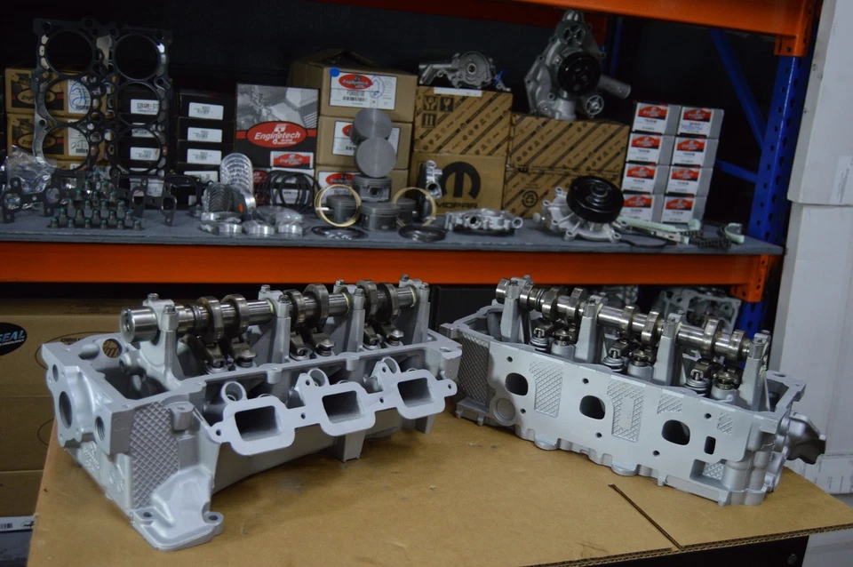 2002 - 2012 道奇/吉普 3.7L 升 气缸盖一对(均)Liberty Ram Grand Cherokee — 第 3/4 张图片