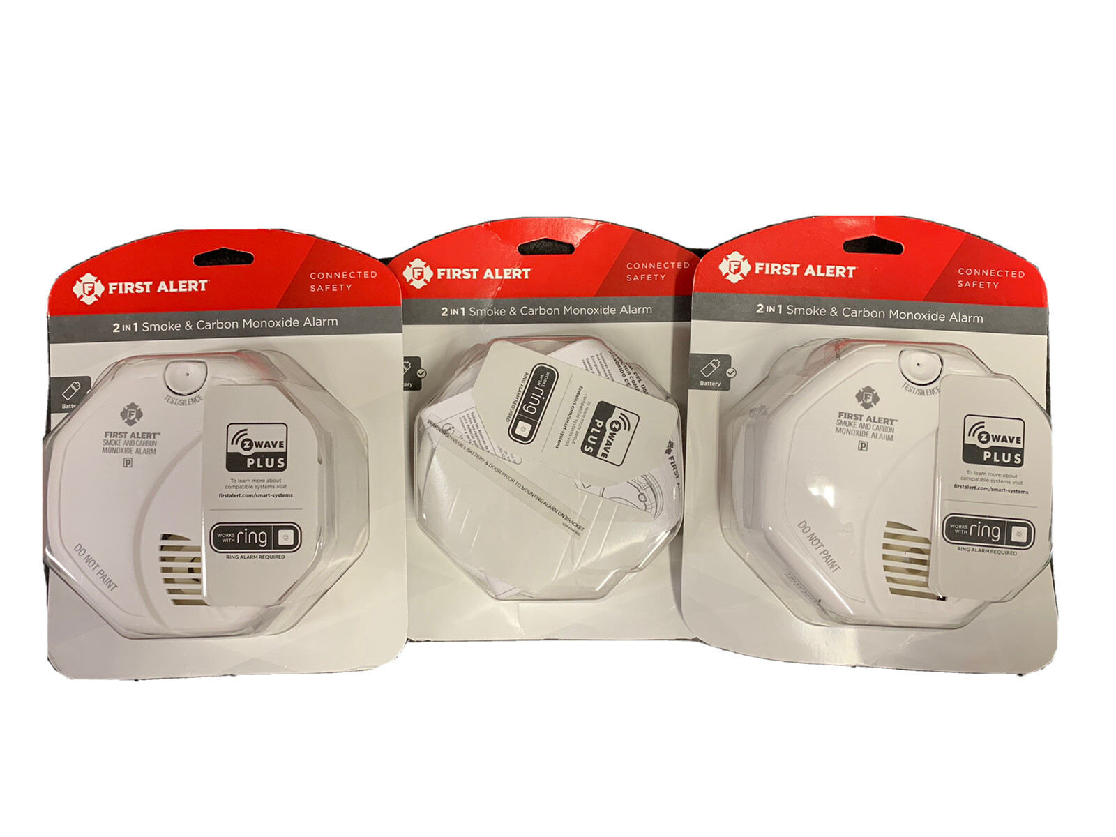 First Alert ZWave Smoke & Carbon Monoxide Detector Distressed Package