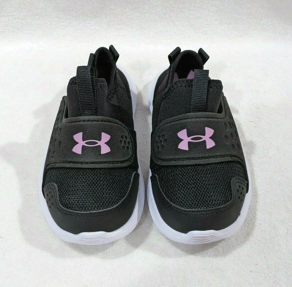 Zapatillas Under Armour para niñas pequeñas UA GINF Runplay negras/blancas/púrpura-talla 8K nuevas con caja Foto 3 de 4