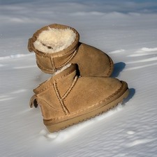 UGG Unisex Baby/Toddler Ankle Bootie Suede Fur Lined Pull-On Brown