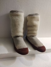 Acorn Slipper Boots Womens 9.5-10.5 Sherpa Lined Knit Bootie Indoor Slippers