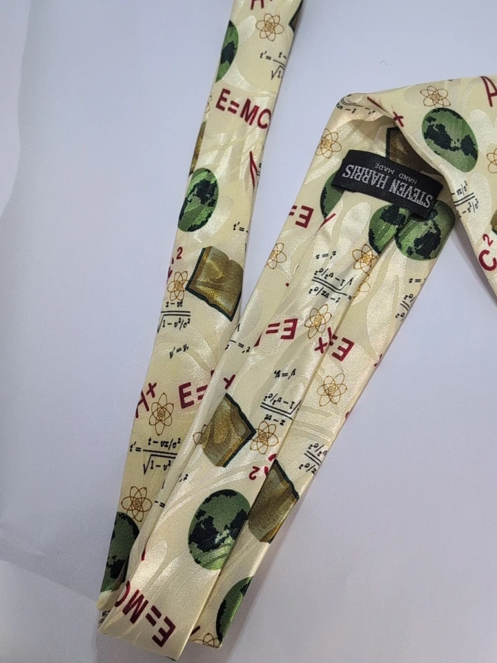 Steven Harris Handmad Physics Instructor Professor E=MC2 Science Novelty Necktie Foto 3 de 4