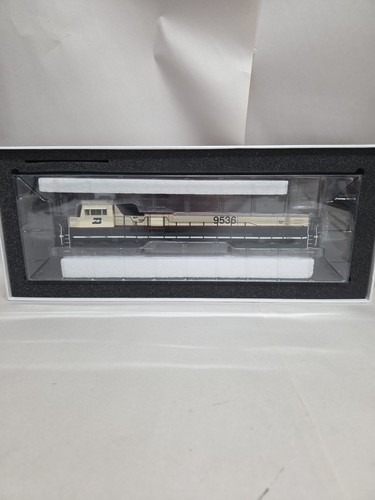 ATHG64806 Escala HO SD70MAC Burlington Northern 9536 ESU V5 Sonido y DCC | Condition: New: Other (See Details)
