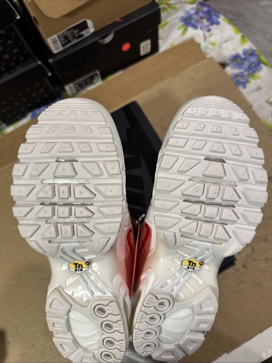 Nike Supreme x Air Max Plus TN White Super Rare Size. Men's Size 6