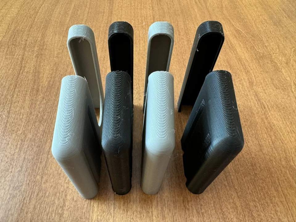 Clip de cargador / pelador K31 para suizo 7,55x55 - Paquete de cuatro (negro/gris) Foto 3 de 4