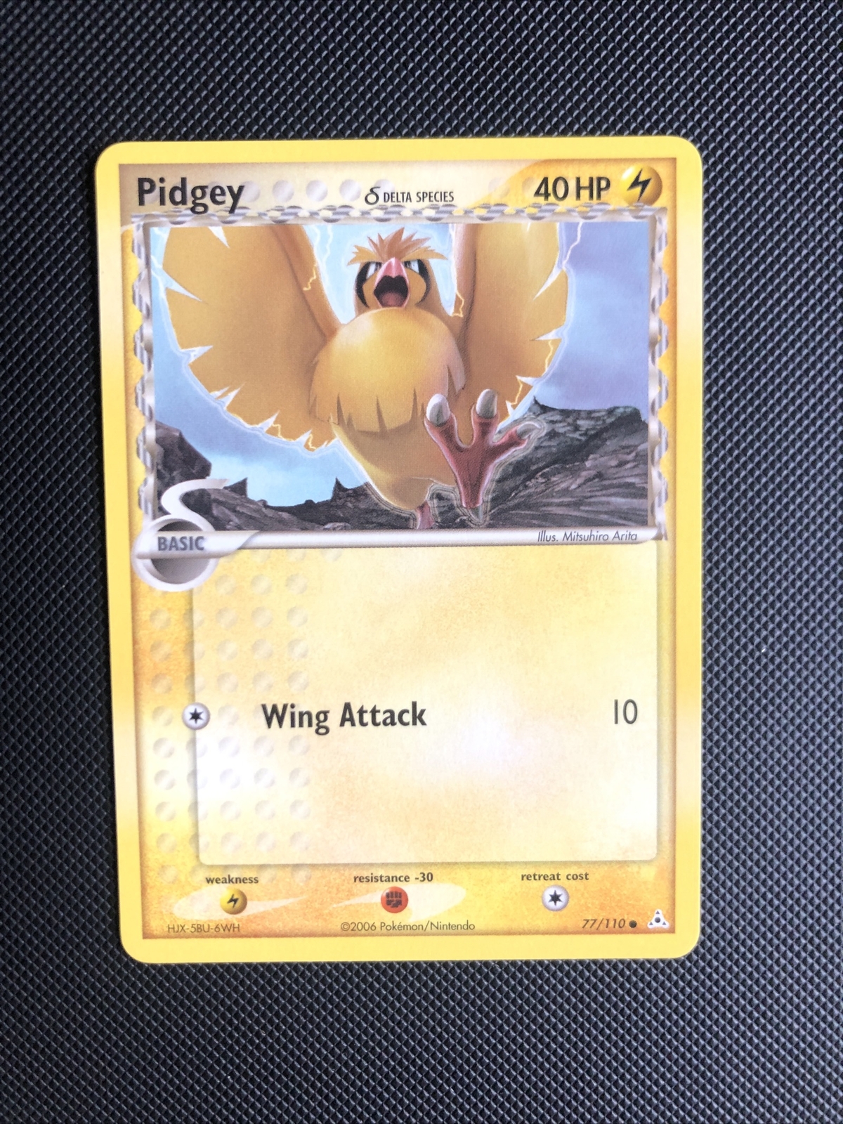 Pidgey 77/110 EX Holon Phantoms Pokemon Card Common NM